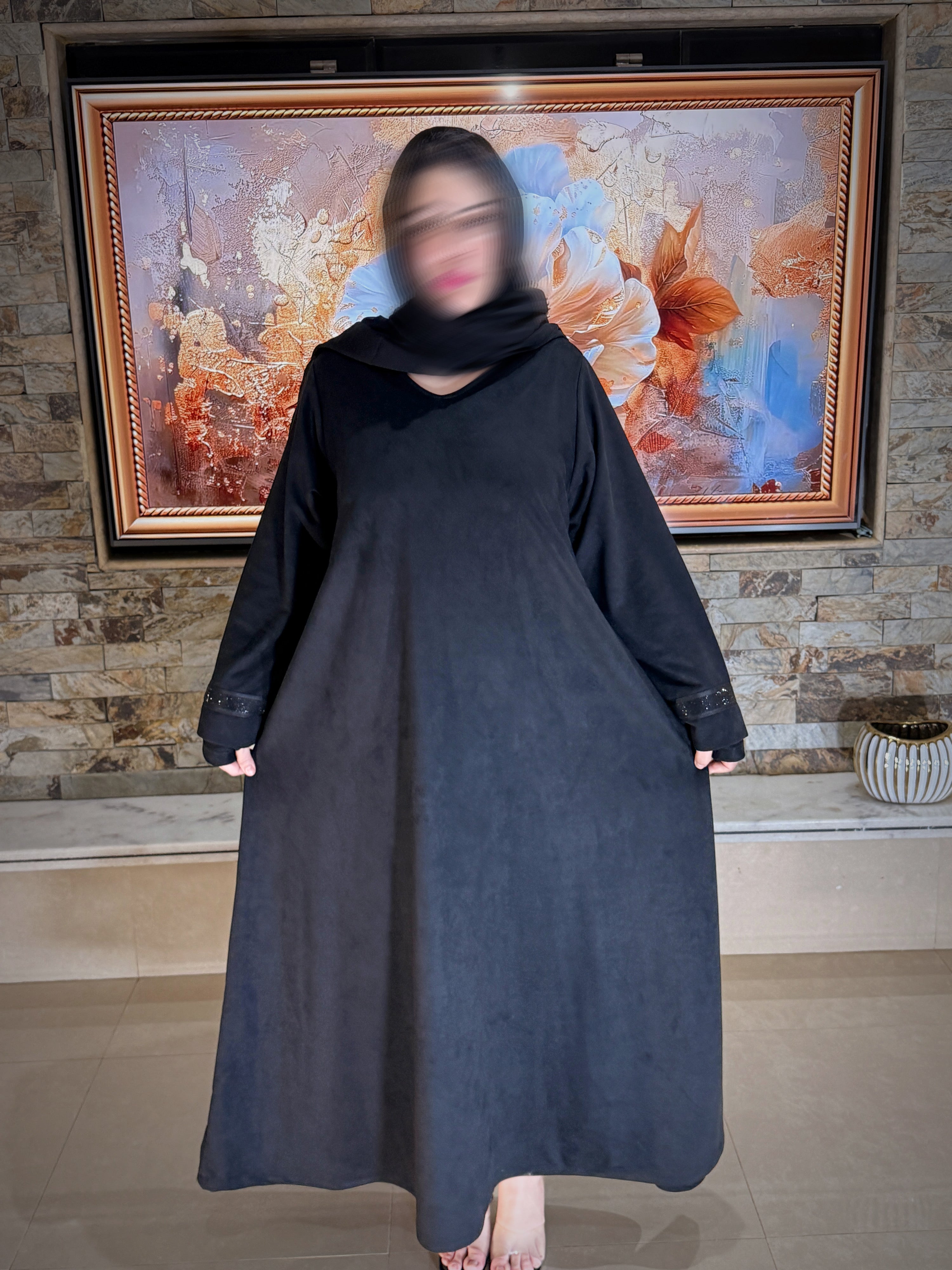 عباية راقية بلمسة رمضانية متوفرة فـلكحل و الغرونة